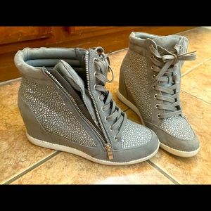 Grey sparkly wedged sneakers!